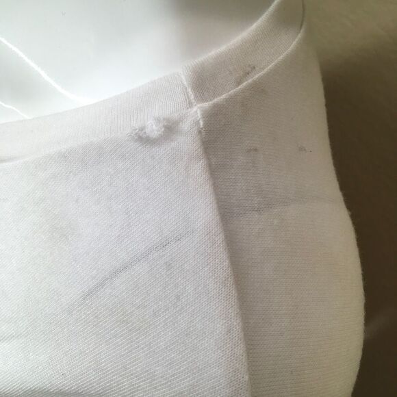 Socialite Cinch Hem Tee (A7) - Picture 5 of 6